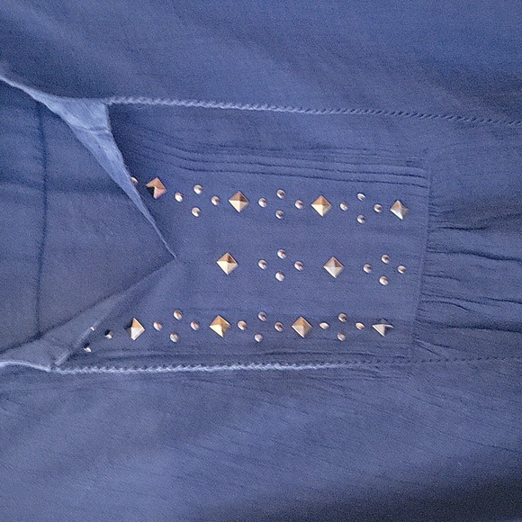 Pretty Liz Claiborne blue top - Picture 3 of 4